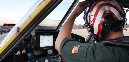 LÁ E CÁ: Assim como iniciativas brasileiras de capacitação e certificação, a aviação agrícola dos Estados Unidos amplia os investimentos em educação continuada e segurança operacional dos pilotos -  foto: Castor Becker Júnior/C5 NewsPress