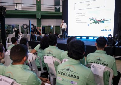 OPORTUNIDADE: as aulas começaram em junho, abrangendo 20 estudantes da rede pública do Estado – foto: Jana Pêssoa/Secom-MT