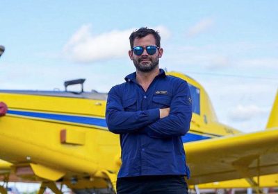 PROTAGONISTA: piloto agrícola há 10 anos, Azevedo atendeu na época o pedido de socorro de um amigo - foto: acervo pessoal