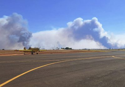 EXPERTISE: aviação agrícola goiana representa um dos mais importantes cases no País da eficiência do setor pra a proteção de lavouras e reservas naturais contra as chamas - foto: Aerotek Aviação Agrícola