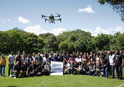 PÚBLICO: evento no campus da Uneb terminou com demonstrações práticas da tecnologia de dronesfotos: Andre Amorim/Ascom DTCS
