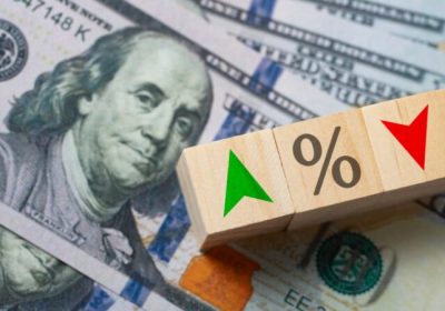 dolar-sobe-desce-moeda-cambio-800x450-1